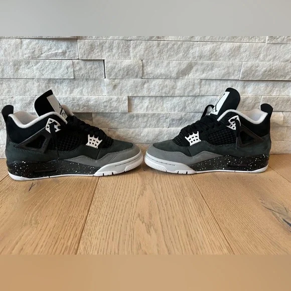 Jordan Retro 4 Fear - Picture 3 of 8